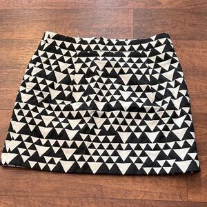 J. Crew Factory Black and Cream Triangle Mini Skirt